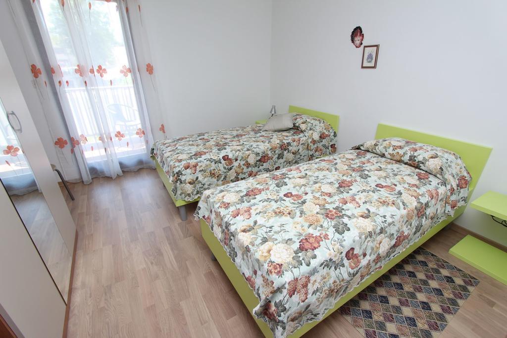 Apartment Mitton 2 Rovinj Oda fotoğraf